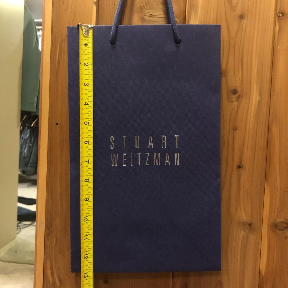 Stuart Weitzman - Picture 3 of 6